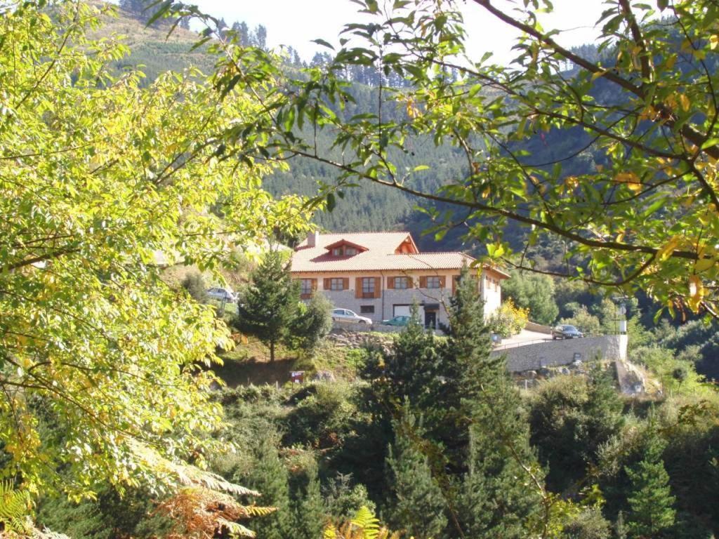 Agroturismo Ordaola Alonsotegi Kültér fotó